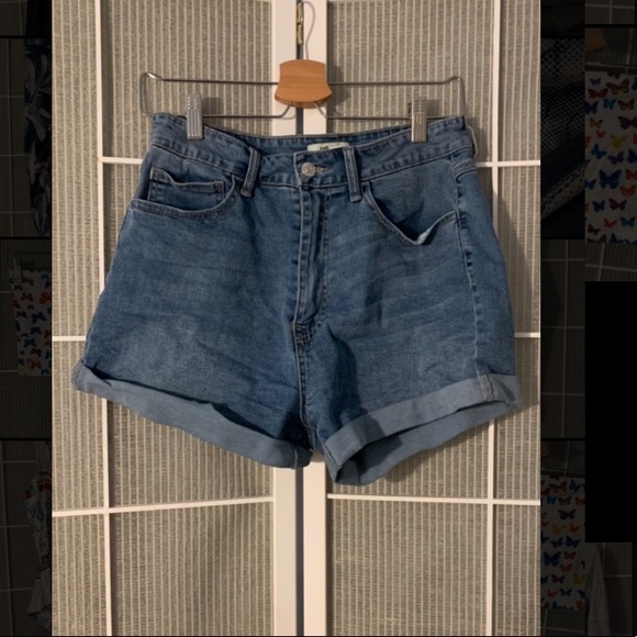 FOREVER 21 denim stretch shorts 🩳 - Picture 1 of 3